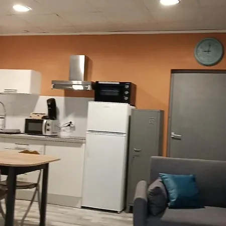 L'annexe De L'usine Moderne De Campagne Apartment *