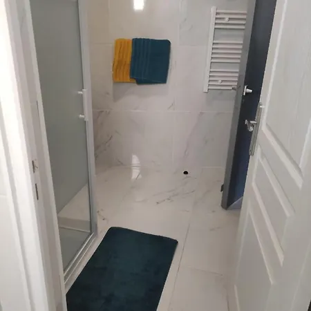 L'annexe De L'usine Moderne De Campagne Lägenhet *